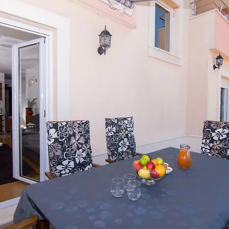 Peky Apartman