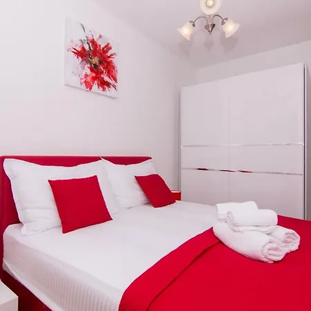 Apartman Peky *