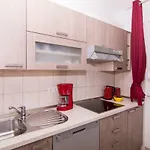 Peky شقة تروغير