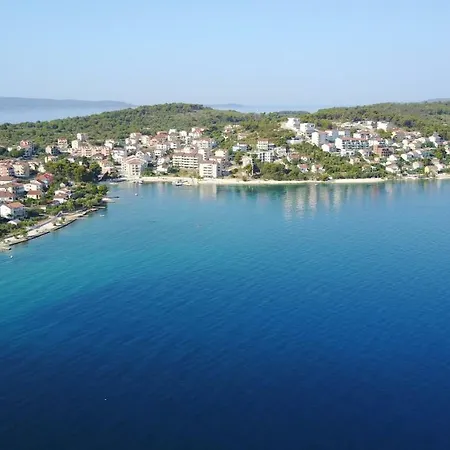 Peky Trogir